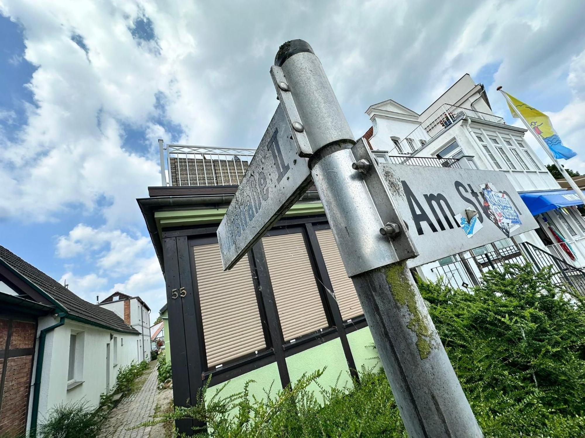 Ferienwohnung Am Strom ロストック エクステリア 写真